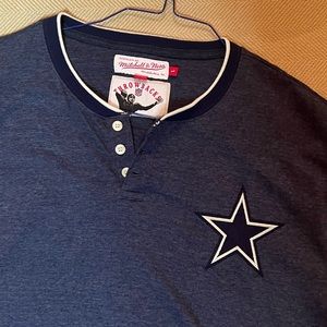 Mitchell & Ness Throwback Cowboys Shirt.